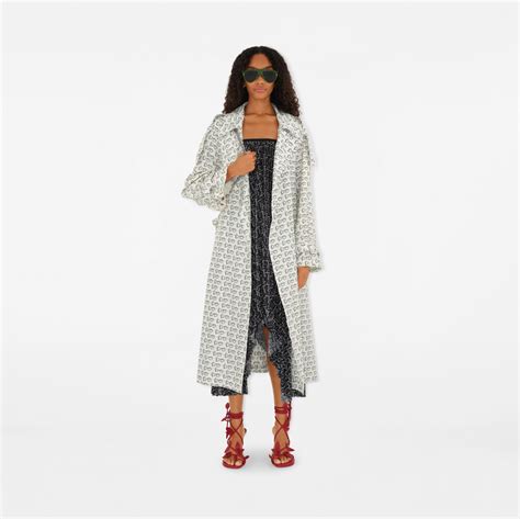 Long B Silk Trench Coat in White 